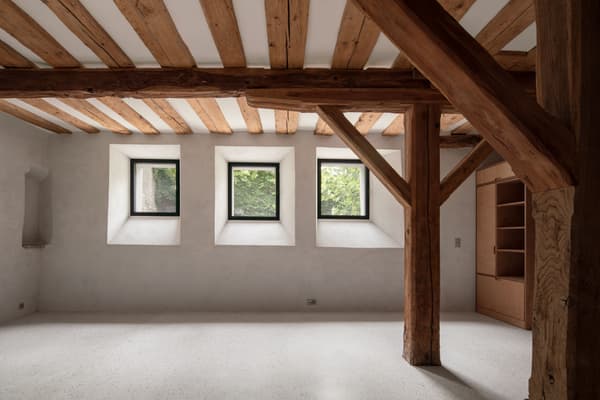 Architectural project - rustic interior, cottage vibe, airy room, restoration, oak wood, warm interior, natural materials, sustainable materials, wood, timber, timber frame, natural light, neutral tones, exposed beams, daylight, farmhouse style, simple design, wood beams, timber beams, rustic modern, rustic charm, minimalist design, serene space, cozy space, wood structure, earth tones, modern rustic, eco home, white walls, inviting home, plaster, traditional architecture, heritage building, traditional style, textured walls, built-in shelves, residential space, bright interior, calm atmosphere, plaster walls, home interior, open space, renovation, wooden shelves, light flooring