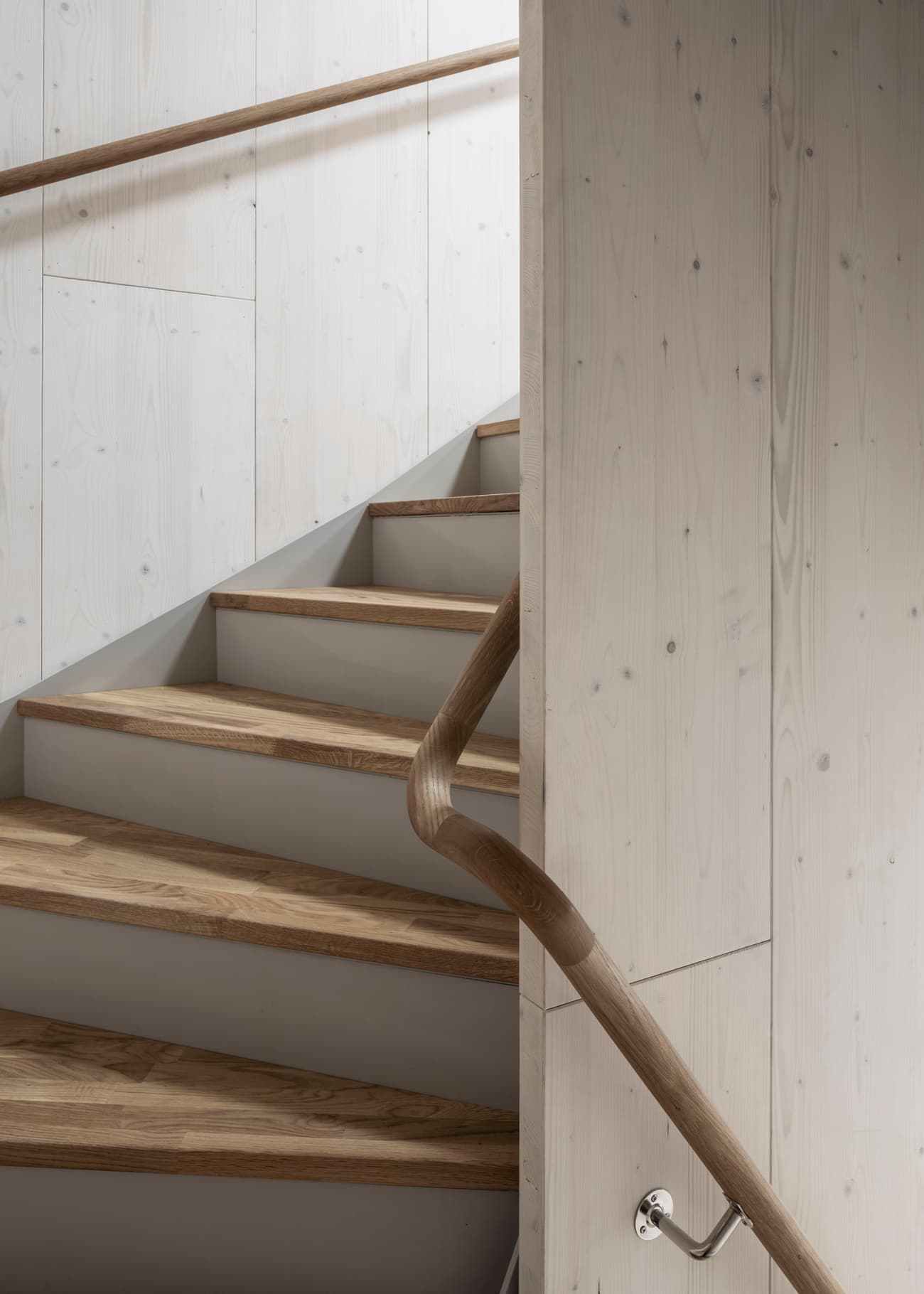 Architectural project - gray, refined elegance, timber stairs, modern stairwell, natural materials, soft lighting, wood, timber, sustainable design, warm tones, contemporary style, sustainable architecture, neutral tones, beige, light wood, simple design, Scandinavian style, minimalist design, neutral colors, construction details, eco-friendly materials, woodwork, clean lines, timber cladding, Nordic design, cozy vibe, beige tones, timber interior, wood texture, warm atmosphere, natural aesthetics, raw finish, residential space, modern home, craftsmanship, home interior, oak, wooden stairs, wood paneling, staircase, architectural feature