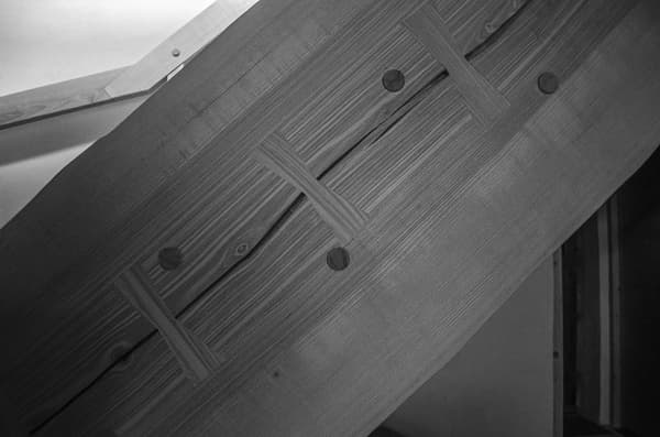 Architectural project - custom design, raw aesthetic, natural design, woodworking, traditional technique, natural materials, architectural detail, wood, timber, organic texture, sustainable design, eco design, sustainable architecture, timber detail, low carbon design, timber construction, rustic charm, structural detail, timber architecture, woodwork, wood texture, rustic design, handcrafted, eco-friendly building, artisanal, wood grain, tactile surface, craftsmanship, natural finishes, grain pattern