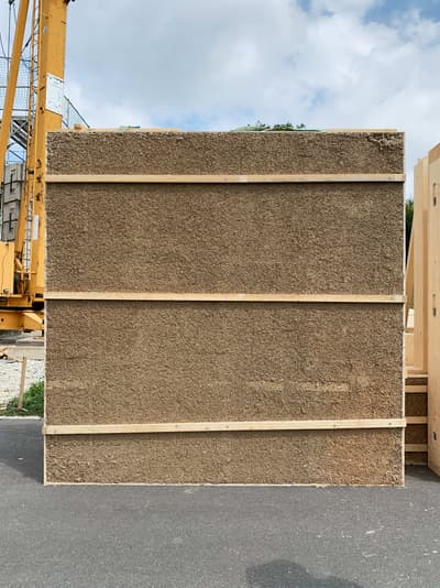 Architectural project - architectural detail, passive design, sustainable design, sustainable construction, simple structure, construction site, construction technique, outdoor setting, beige, brown, exterior wall, eco friendly, minimalist design, natural building, rammed earth, earthen wall, rammed earth wall, eco build, green architecture, natural material, raw texture, earthy tone, earthy texture, close-up, building material, innovative material, low carbon, circular design, thermal mass, rustic look, earth tones, natural palette, rustic texture, earth construction, modern rustic, earth-friendly, biophilic design, earthy aesthetics, textured surface, rustic finish